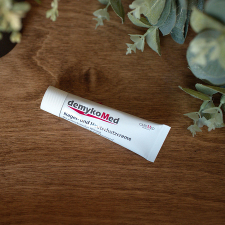 защитный_крем_nagel__und_hautschutzcreme_demycomed_3.jpg