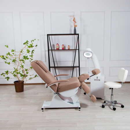 Фото - Педикюрно-косметологическое кресло Нега (3 электромотора + пневматика)