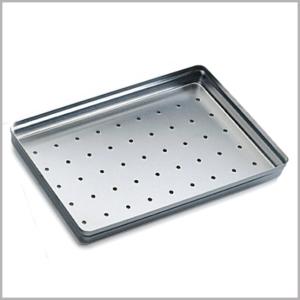 Лоток-с-перфорацией-для-автоклава-Euronda-нержавеющая-сталь-с-крышкой