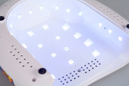 uv_led_лампа_для_маникюра_sd_1051__48_вт_7.jpg