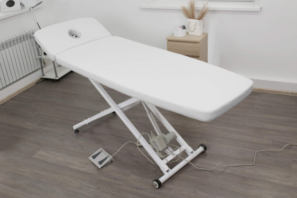 Массажный стол-кушетка «Риваль Урал» К1 (электропривод, 1 мотор) (Массажный стол-кушетка «Риваль Урал» К1 (электропривод, 1 мотор, цвет белый))
