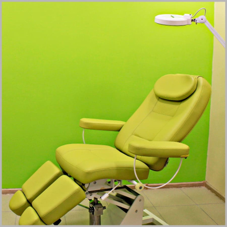 Фото - Педикюрно-косметологическое кресло Татьяна (гидравлическое)
